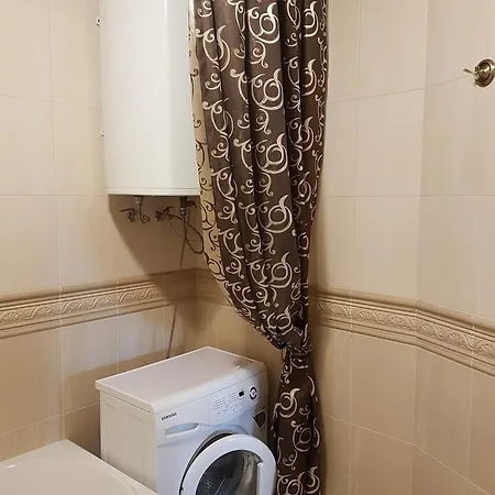 Apartment On Skvortsova 4a *