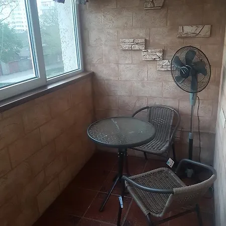On Skvortsova 4a Apartment Odesa